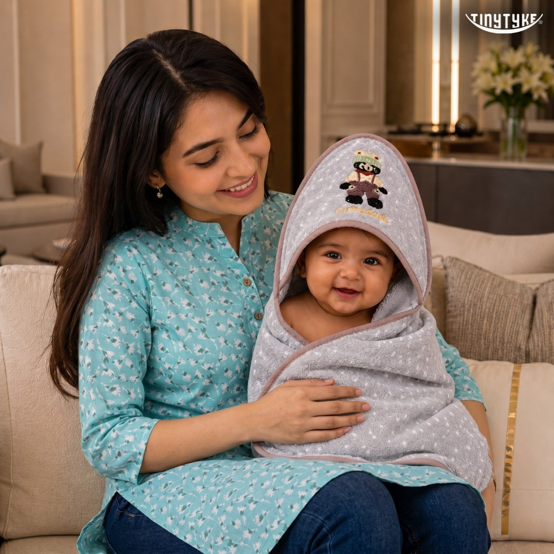 TinyTyke- CuddleWrap Hooded Blanket