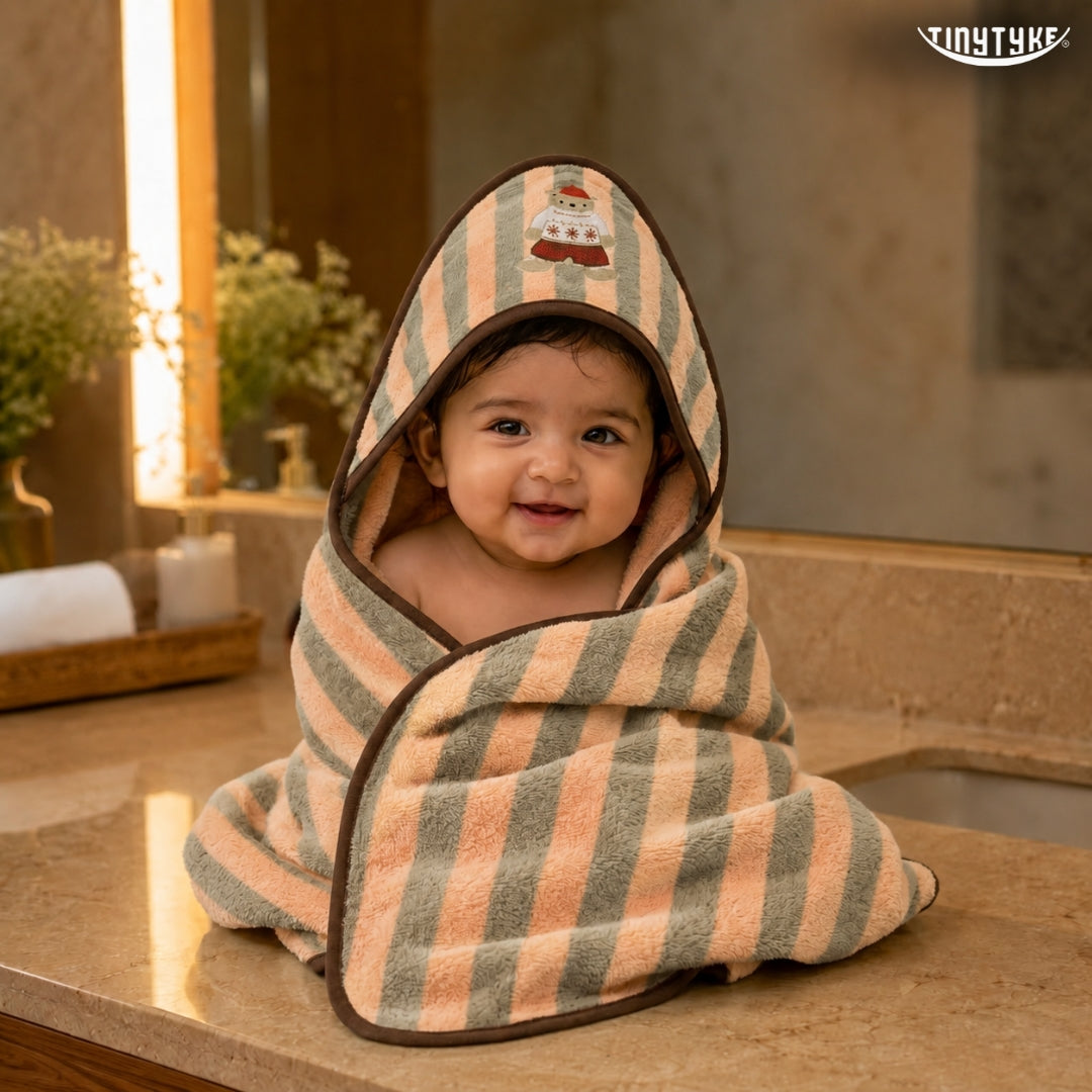 TinyTyke- CuddleWrap Hooded Blanket