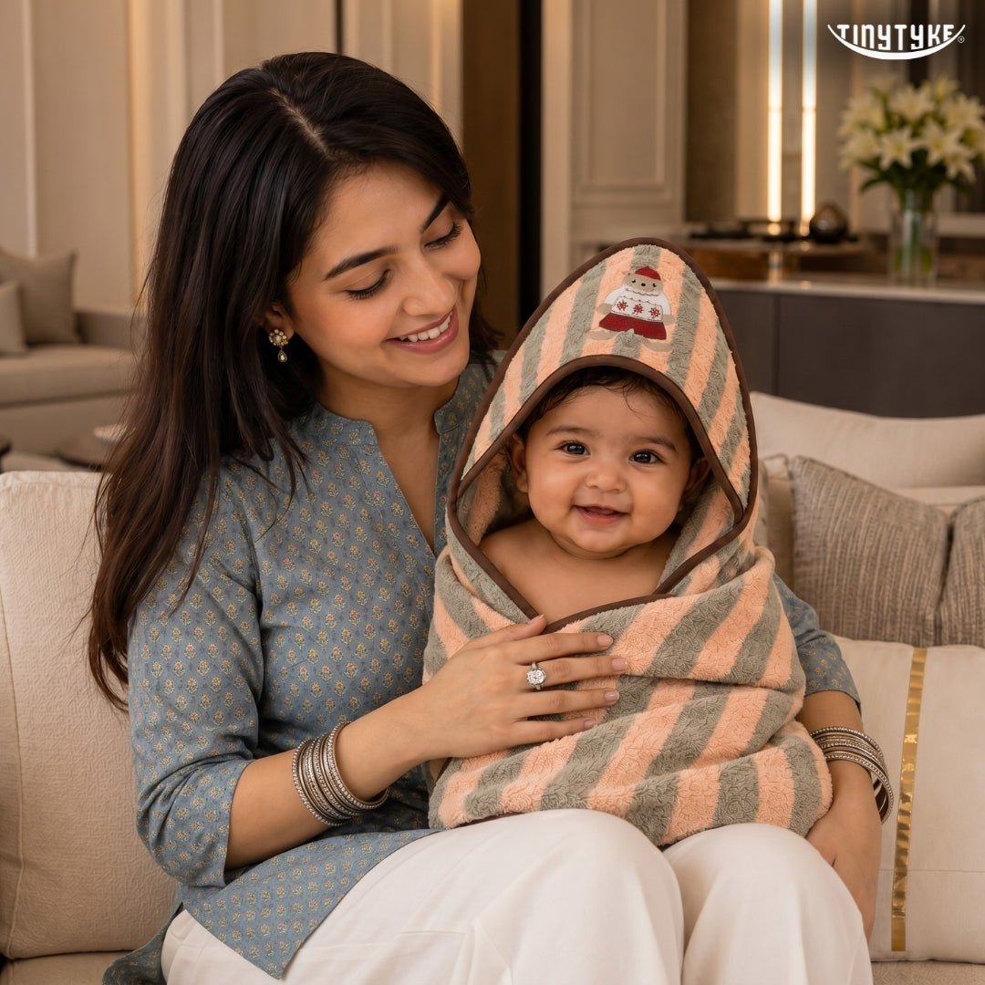 TinyTyke- CuddleWrap Hooded Blanket